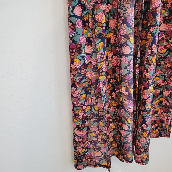 💕 LuLaRoe Colorful Floral Print Joy Vest Women's Size Small - Picture 9 of 13